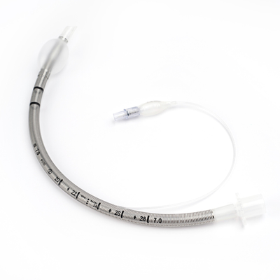 Tubes endotrachéales résistantes à la déformation pour l'intubation orale et nasale avec manchette