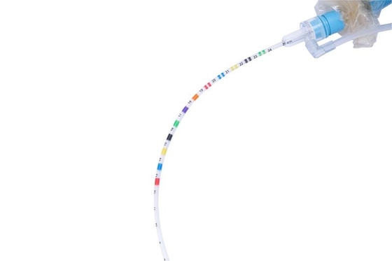 Un bon prix. 5FR Trachéostomie par cathéter à aspiration fermé pour la gestion des voies respiratoires en ligne